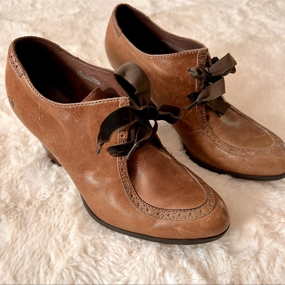 Born Birdies Brown Leather lace-up Heels with Velvet Laces.
